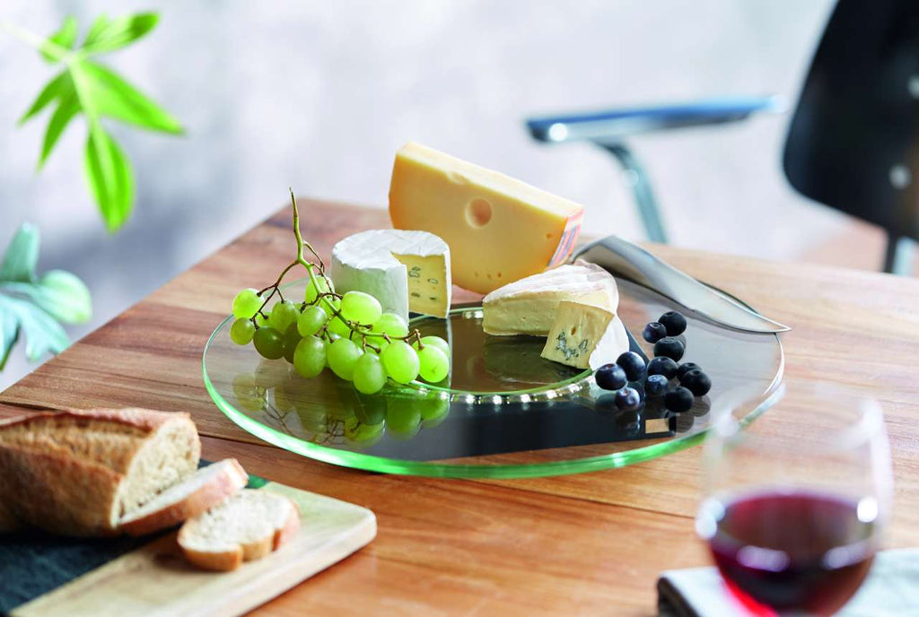 Drehteller aus Glas – Lazy Susi – Praktische und schöne Käseplatte von Philippi Design