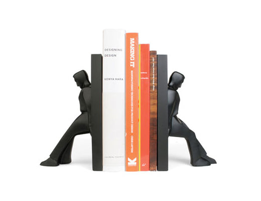 Buchstützen „Leaning Men“ – dekoratives Set Buchstützen