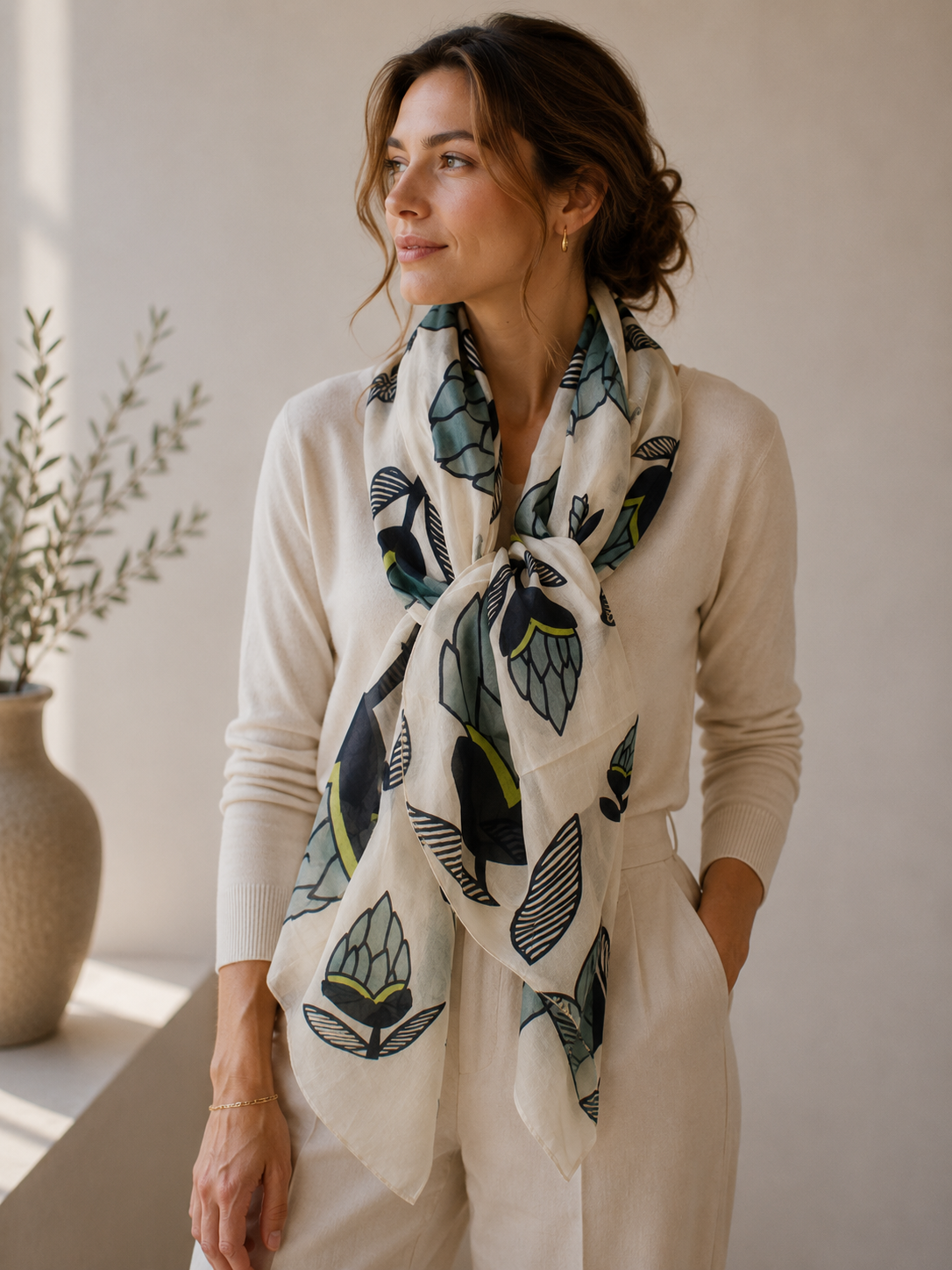 Scarf - 100% silk - Ornament - 22073