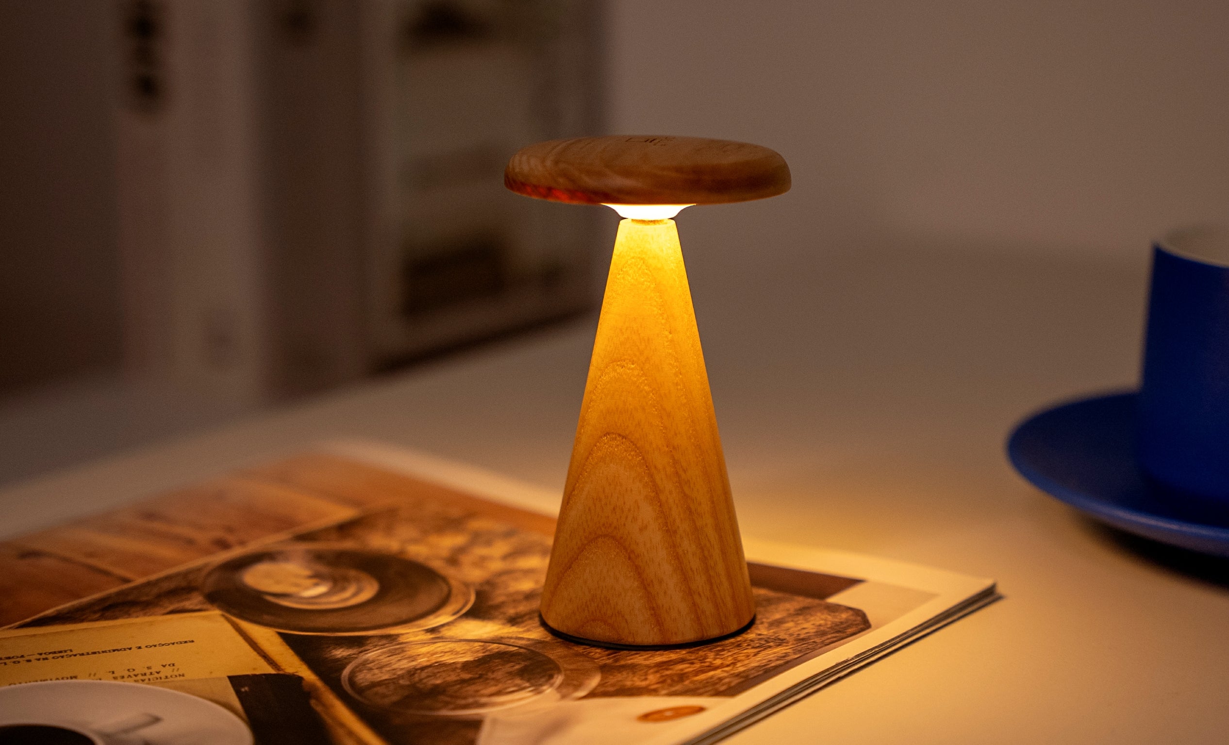 Gingko Sylva Table Lamp