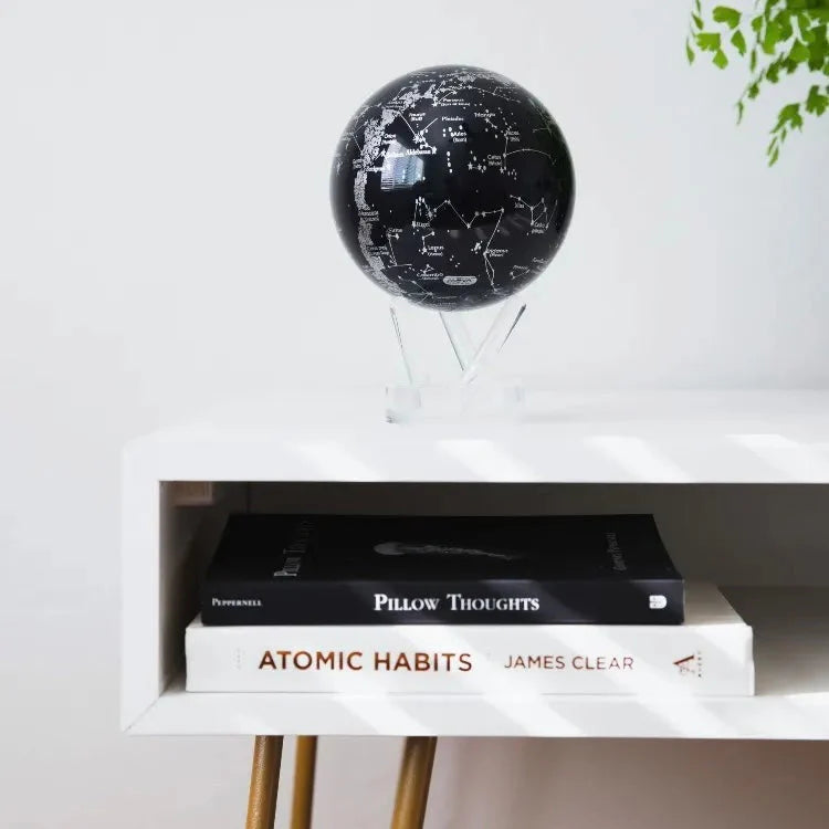 MOVA Globe – Rotierender Globus mit Solarantrieb – Sternenbilder