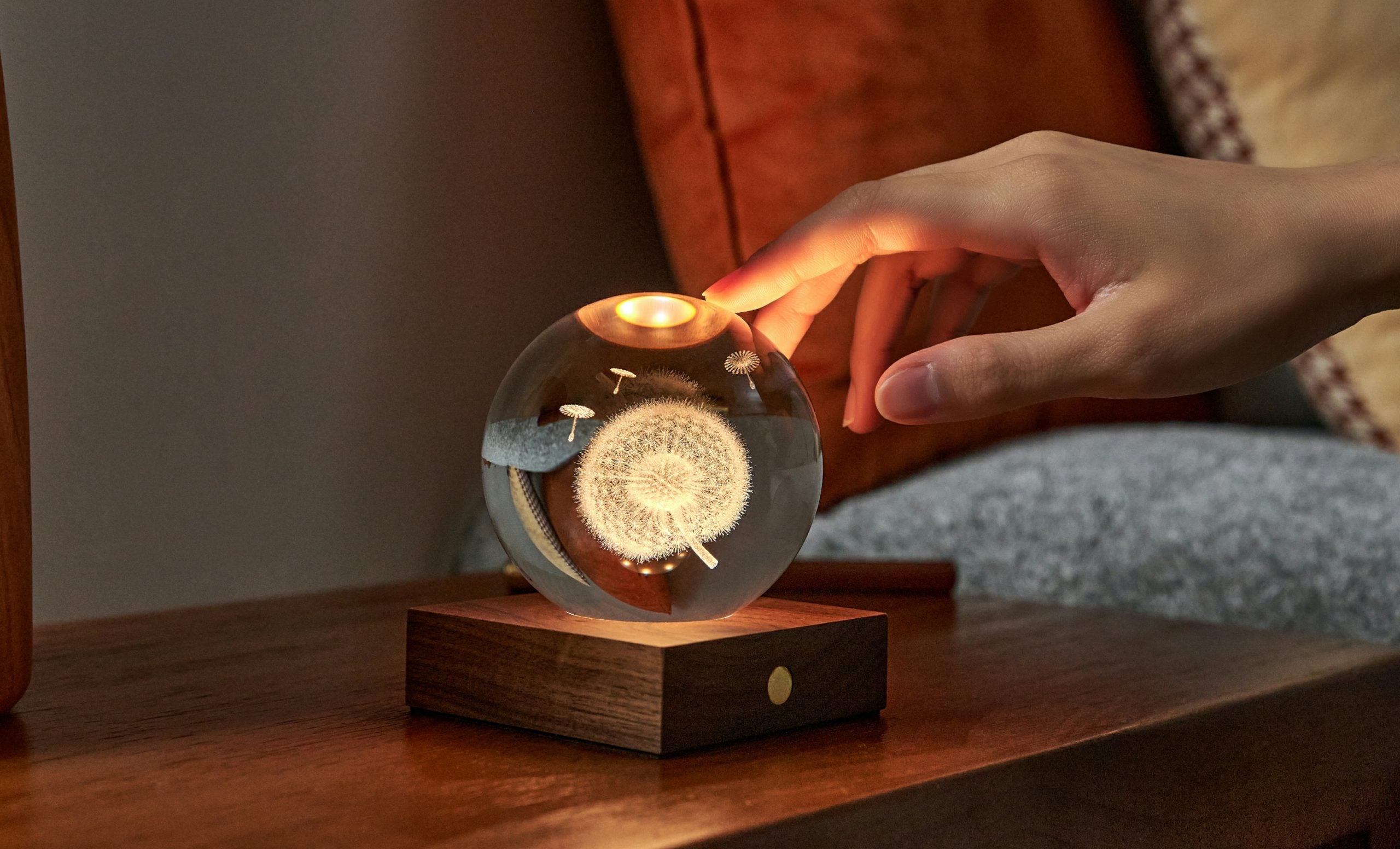 Gingko Design - Amber Crystal Light – Decorative LED Crystal Lamp