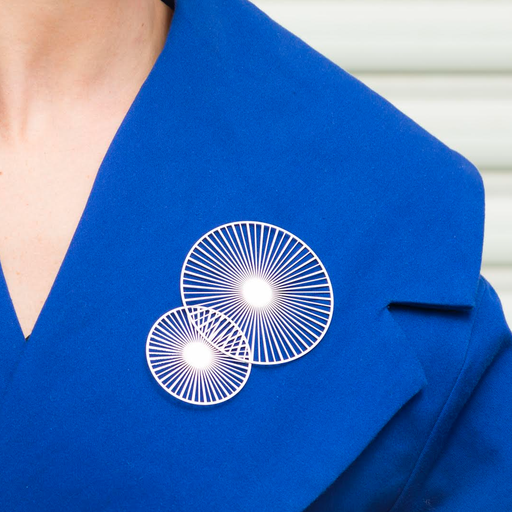 Magnetic brooch - Solar - large