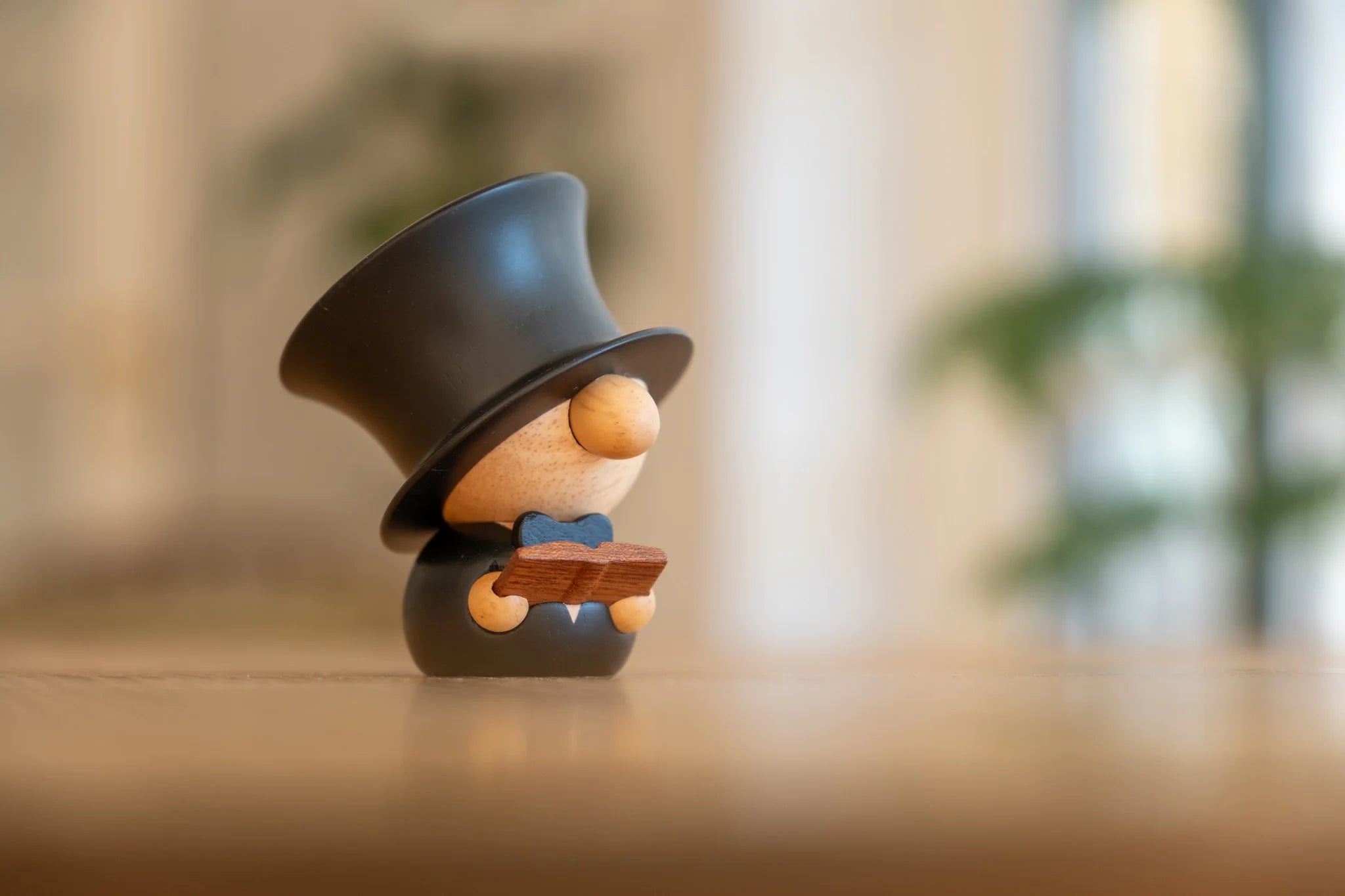 H.C. Andersen - Wooden figure from FableWood